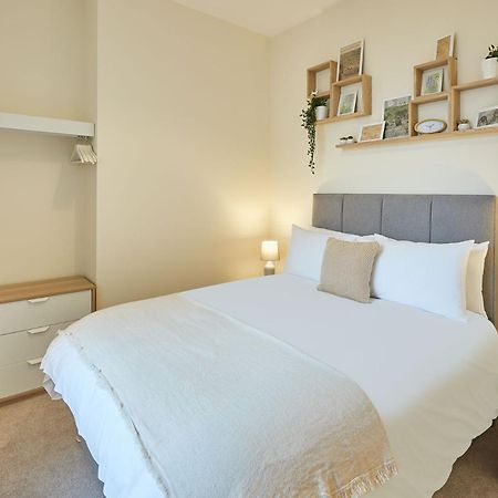 Host & Stay - South Cliff Apartment Scarborough Extérieur photo