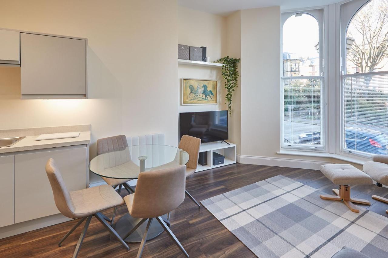 Host & Stay - South Cliff Apartment Scarborough Extérieur photo